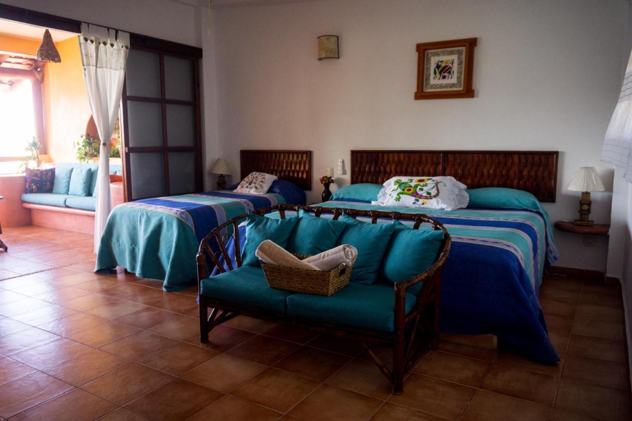 Casa Adriana Hotel Zihuatanejo Exterior photo